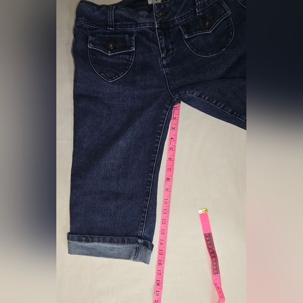 Cato Knee-Length Cuffed Midwash Jean Shorts Mid-rise Women's Size 8 - Picture 10 of 12